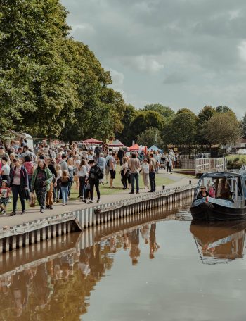 Droitwich Spa, canal, event