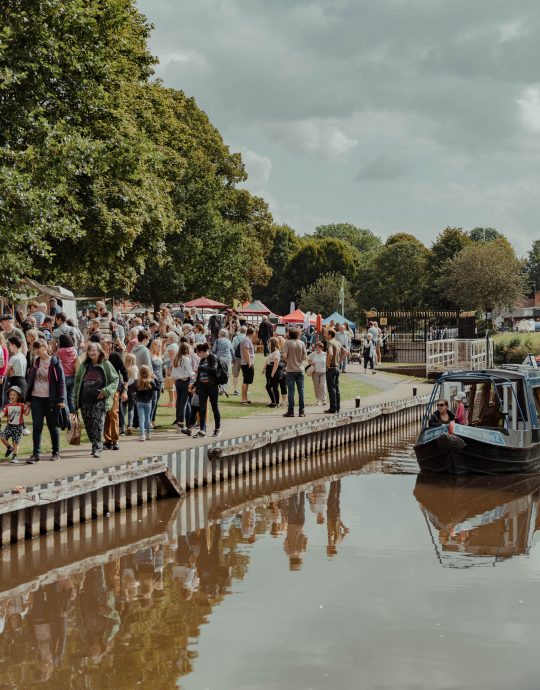 Droitwich Spa, canal, event